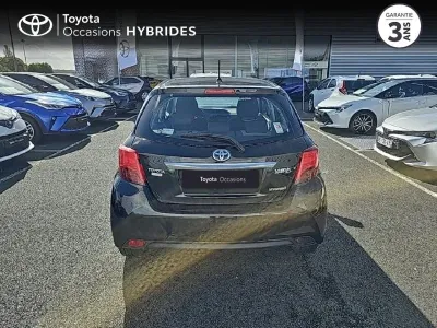 TOYOTA Yaris HSD 100h Dynamic 5p occasion 2015 - Photo 4