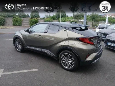 TOYOTA C-HR 184h Distinctive 2WD E-CVT MY22 occasion 2021 - Photo 2