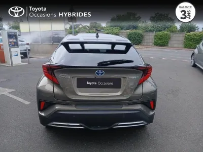 TOYOTA C-HR 184h Distinctive 2WD E-CVT MY22 occasion 2021 - Photo 4
