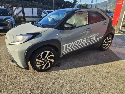 TOYOTA Aygo X 1.0 VVT-i 72ch Design MY24 occasion 2025 - Photo 3