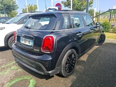 MINI Mini 5 Portes Cooper 136ch Edition Camden BVA7 occasion 2022 - Photo 2