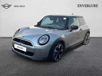 MINI Cooper 3 Portes C 156ch Favoured DKG7 occasion 2024 - Photo 1