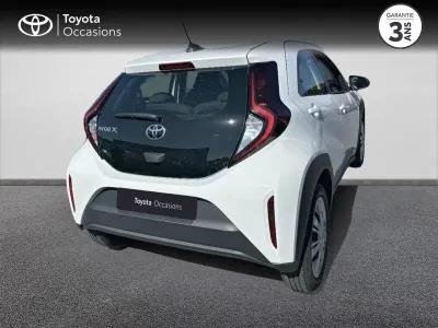 TOYOTA Aygo X 1.0 VVT-i 72ch Dynamic occasion 2022 - Photo 2