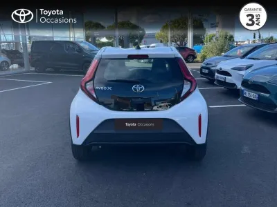 TOYOTA Aygo X 1.0 VVT-i 72ch Dynamic occasion 2023 - Photo 4