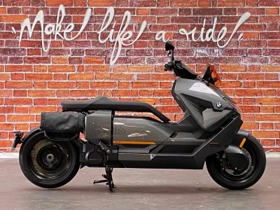 BMW C CE04 11kW + Quick Charge occasion 2022 - Photo 3
