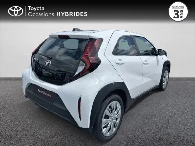 TOYOTA Aygo X 1.0 VVT-i 72ch Dynamic occasion 2022 - Photo 2
