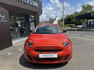 FIAT 600 e 156ch 54kWh La Prima occasion 2023 - Photo 2