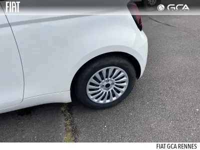 FIAT 500 e 95ch Action occasion 2022 - Photo 4