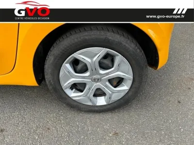 RENAULT Twingo 1.0 SCe 65ch Life - 20 occasion 2020 - Photo 4