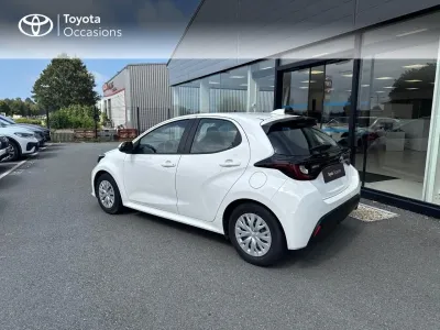 TOYOTA Yaris 116h Dynamic 5p MY22 occasion 2022 - Photo 2