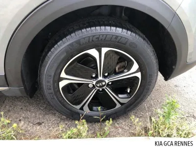 KIA XCeed 1.6 GDi 105ch + Plug-In 60.5ch Active DCT6 occasion 2021 - Photo 4