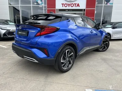 TOYOTA C-HR 184h Graphic 2WD E-CVT MC19 occasion 2020 - Photo 3