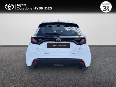 TOYOTA Yaris 116h Dynamic 5p MY22 occasion 2023 - Photo 4
