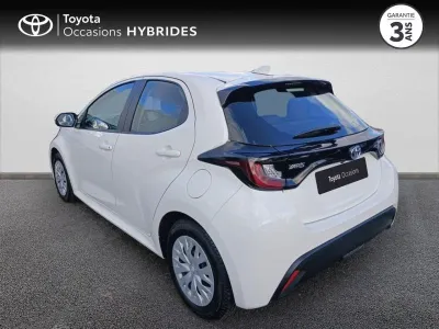 TOYOTA Yaris 116h Dynamic 5p MY22 occasion 2023 - Photo 2