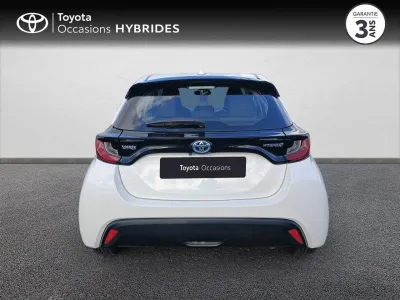 TOYOTA Yaris 116h Dynamic 5p MY22 occasion 2023 - Photo 4