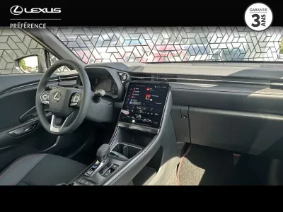 LEXUS LBX 1.5 136ch Emotion 2WD occasion 2025 - Photo 2
