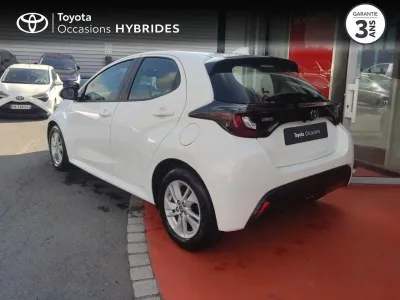 TOYOTA Yaris 116h Dynamic Business + Programme Toyota Experience 5p MC24 occasion 2024 - Photo 2