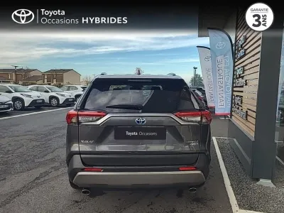 TOYOTA RAV4 2.5 Hybride 222ch Lounge AWD-i MY23 occasion 2023 - Photo 4