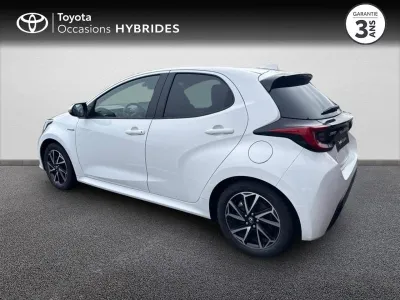 TOYOTA Yaris 116h Design 5p MY22 occasion 2021 - Photo 2