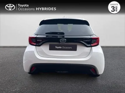 TOYOTA Yaris 116h Design 5p MY22 occasion 2021 - Photo 4