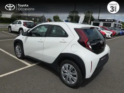 TOYOTA Aygo X 1.0 VVT-i 72ch Dynamic occasion 2022 - Photo 2