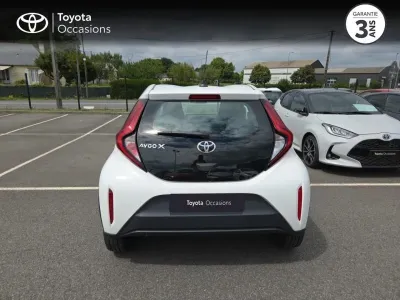 TOYOTA Aygo X 1.0 VVT-i 72ch Dynamic occasion 2022 - Photo 4