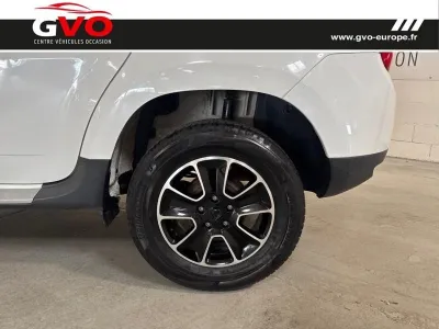 DACIA Duster 1.5 dCi 110ch Black Touch 2017 4X2 occasion 2017 - Photo 4
