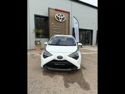 TOYOTA Aygo 1.0 VVT-i 72ch x-play 3p occasion 2018 - Photo 3