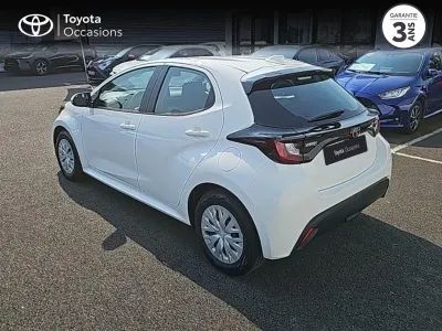 TOYOTA Yaris 116h Dynamic 5p MC24 occasion 2024 - Photo 2