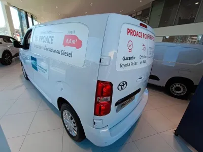 TOYOTA PROACE Medium 2.0 D-4D 140 Start MC24 occasion 2025 - Photo 3
