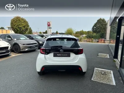 TOYOTA Yaris 116h Dynamic Bus Pack 5p MY22 occasion 2022 - Photo 4