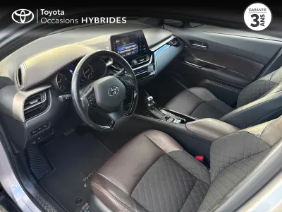 TOYOTA C-HR 122h Distinctive 2WD E-CVT RC18 occasion 2018 - Photo 3