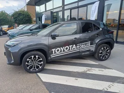 TOYOTA Yaris Cross 130h Design MY25 occasion 2025 - Photo 2