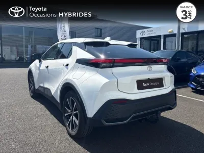 TOYOTA C-HR 1.8 140ch Design NG23 occasion 2024 - Photo 2