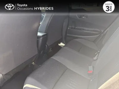 TOYOTA C-HR 1.8 140ch Design NG23 occasion 2024 - Photo 4