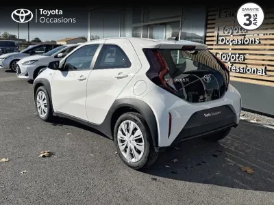 TOYOTA Aygo X 1.0 VVT-i 72ch Dynamic MY23 occasion 2022 - Photo 2