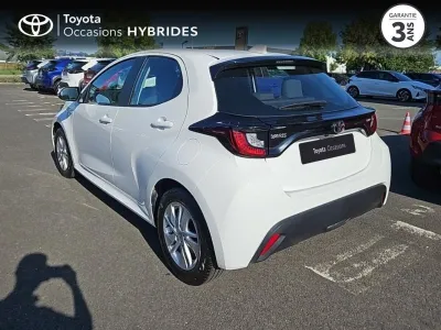 TOYOTA Yaris 116h Dynamic Business + Programme Beyond Zero Academy 5p MC24 occasion 2024 - Photo 2