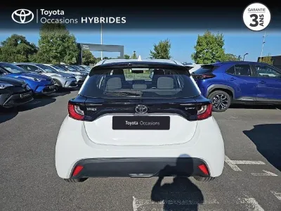 TOYOTA Yaris 116h Dynamic Business + Programme Beyond Zero Academy 5p MC24 occasion 2024 - Photo 4