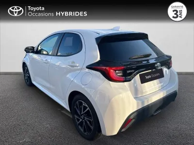 TOYOTA Yaris 116h Design 5p MY22 occasion 2023 - Photo 2