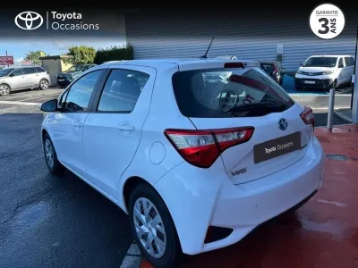 TOYOTA Yaris 100h France Business 5p occasion 2019 - Photo 2
