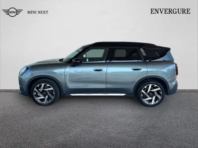 MINI Countryman C 170ch Favoured DKG7 occasion 2024 - Photo 3