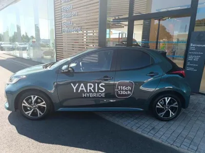 TOYOTA Yaris 116h Design 5p MY25 occasion 2025 - Photo 2