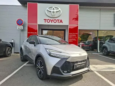 TOYOTA C-HR 1.8 140ch Collection NG23 occasion 2024 - Photo 2