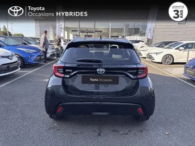 TOYOTA Yaris 116h Iconic 5p MY22 occasion 2023 - Photo 4