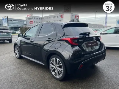 TOYOTA Yaris 116h Iconic 5p MY22 occasion 2021 - Photo 2