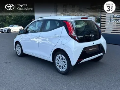 TOYOTA Aygo 1.0 VVT-i 72ch x-play 5p MY21 occasion 2021 - Photo 2