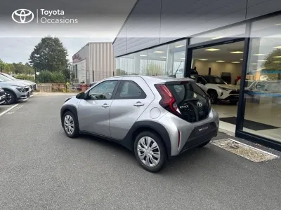 TOYOTA Aygo X 1.0 VVT-i 72ch Dynamic occasion 2022 - Photo 2