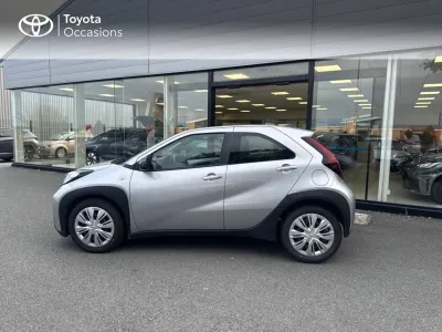TOYOTA Aygo X 1.0 VVT-i 72ch Dynamic occasion 2022 - Photo 3