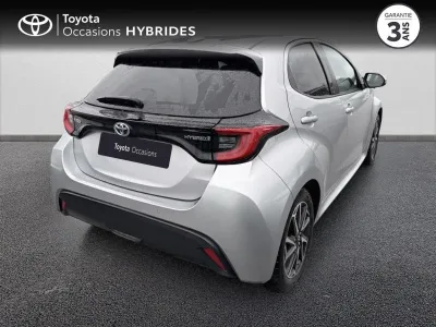 TOYOTA Yaris 116h Design 5p MY22 occasion 2023 - Photo 2