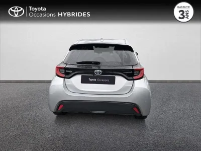 TOYOTA Yaris 116h Design 5p MY22 occasion 2023 - Photo 4